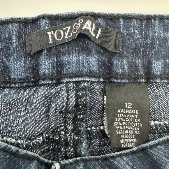 Roz&Ali Bootcut Embroidered Stripe Women's size 12P Dark Wash Blue Denim Jeans - Picture 4 of 5
